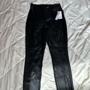 leather pants/ legging